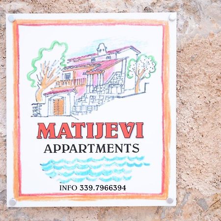Matijevi Apartments システィアーナ エクステリア 写真